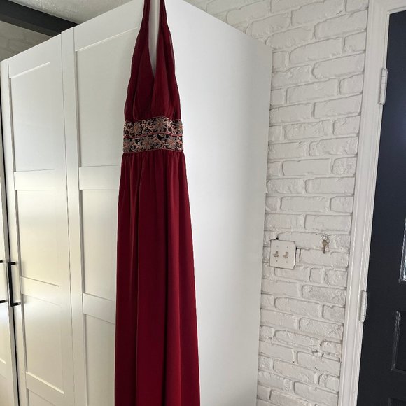 Kay Unger Metallic Red Chiffon Halter Ball Gown - Size 4 - Picture 3 of 12